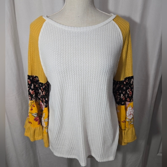 Umgee Boho Style Butterfly Sleeves Blouse Sz Small Like New - Picture 3 of 9